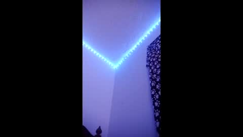 luis793806 online show from 04-05-26, 09:45