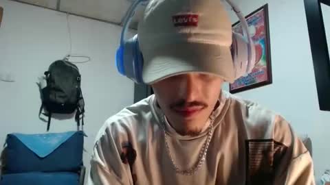 Luis AS online show from 11-20-25, 11:26