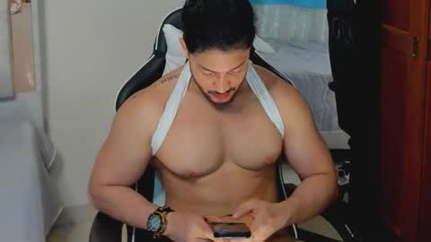 Snapshot of luis_baptista chatting on 10-15-25, 05:18 luis_baptista online show from 10-15-25, 05:18