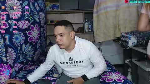 Snapshot of luisa2025_ chatting on 10-14-25, 03:51 Hot Latina online show from 10-14-25, 03:51