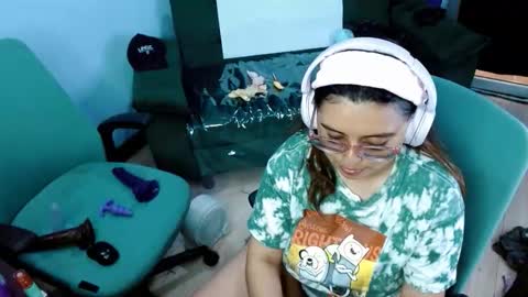 luisa_bunny online show from 03-25-26, 10:49