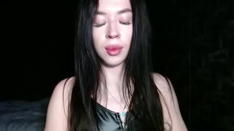 luisa lovedom online show from 05-16-26, 12:29