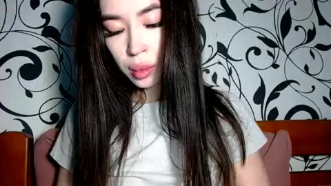 luisa lovedom online show from 06-17-26, 07:22