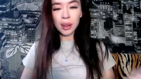 luisa lovedom online show from 06-22-26, 07:05
