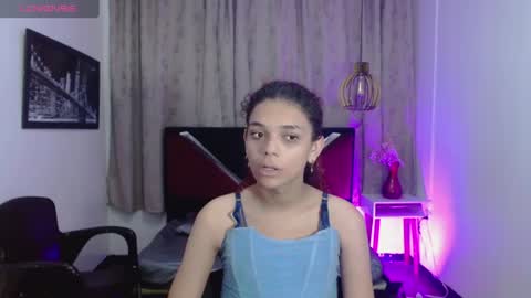 Snapshot of luisa_torres__ chatting on 07-26-26, 03:04 luisa_torres__ online show from 07-26-26, 03:04
