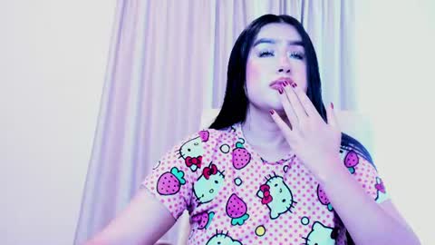 Snapshot of luisaa_diaz_ chatting on 06-24-26, 07:02 Luisa Diaz online show from 06-24-26, 07:02