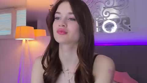 Snapshot of luisaclover chatting on 02-28-26, 02:51 LuisaClover online show from 02-28-26, 02:51