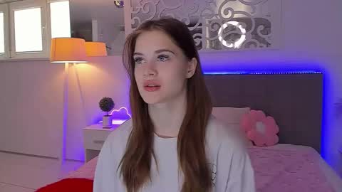 Snapshot of luisaclover chatting on 05-02-26, 12:21 LuisaClover online show from 05-02-26, 12:21