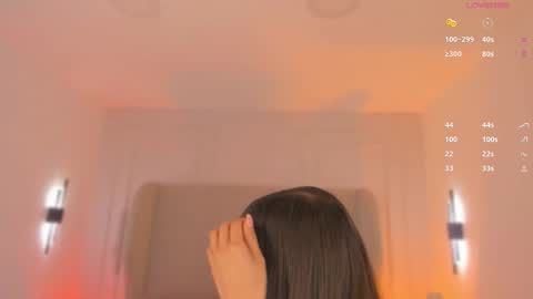 Snapshot of luisah_ chatting on 11-27-25, 08:00 L U I S A online show from 11-27-25, 08:00