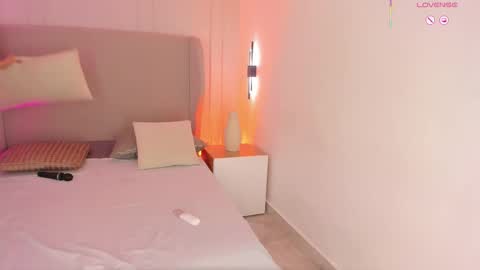 Snapshot of luisah_ chatting on 02-05-26, 07:51 L U I S A online show from 02-05-26, 07:51