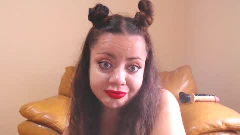 Cassie online show from 09-25-25, 08:18