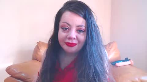 Snapshot of luisahornydoll chatting on 03-09-26, 06:17 Cassie online show from 03-09-26, 06:17