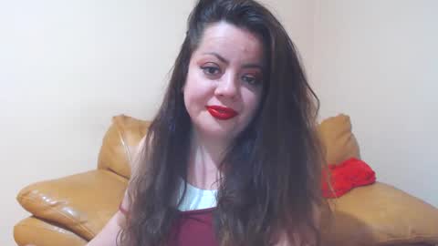 Snapshot of luisahornydoll chatting on 03-25-26, 05:30 Cassie online show from 03-25-26, 05:30