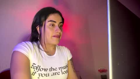 Luisa Monsters online show from 02-08-26, 01:09