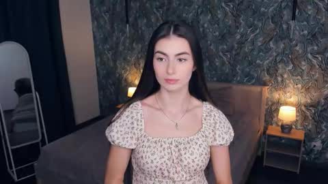 Luisa online show from 10-11-25, 07:51