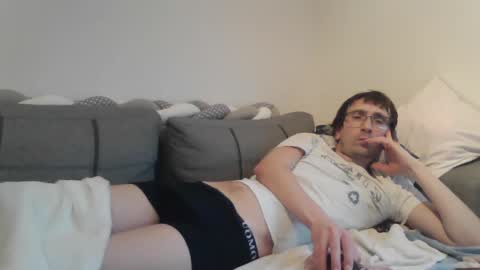 Snapshot of luismcawesome chatting on 02-26-25, 11:09 Luis online show from 02-26-25, 11:09