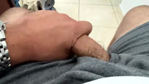 Snapshot of luiso29 chatting on 12-16-24, 05:54 luiso29 online show from 12-16-24, 05:54