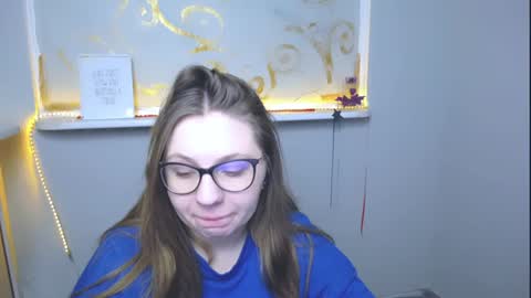 Luiza online show from 12-18-24, 07:47