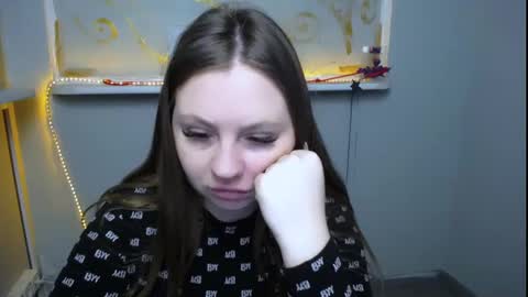 Luiza online show from 03-08-25, 08:11