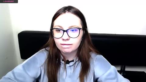 Luiza online show from 03-21-26, 07:57