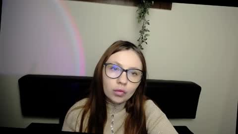 Luiza online show from 04-13-26, 06:08