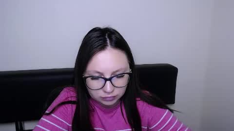 Snapshot of luizaheems_ chatting on 05-21-26, 06:42 Luiza online show from 05-21-26, 06:42