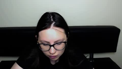Snapshot of luizaheems_ chatting on 05-27-26, 06:43 Luiza online show from 05-27-26, 06:43