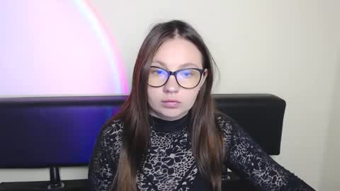 Snapshot of luizaheems_ chatting on 06-18-26, 09:14 Luiza online show from 06-18-26, 09:14