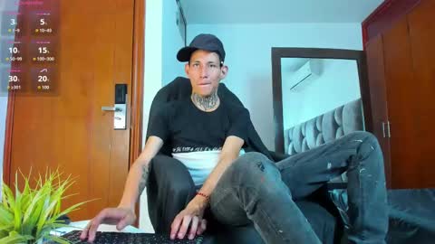 Snapshot of lujuriau_u chatting on 10-03-25, 03:03 lujuriau_u online show from 10-03-25, 03:03