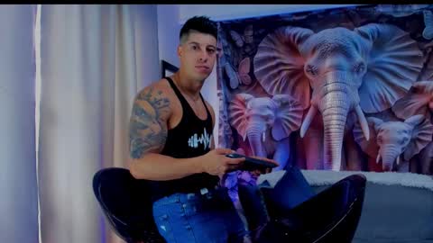 Lukas Green online show from 10-12-25, 06:29