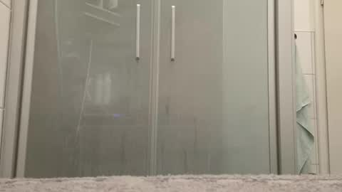 lukasschoetz online show from 09-24-25, 04:32