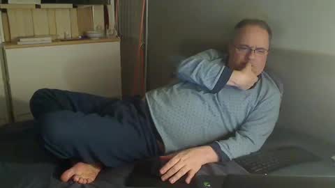 luke7634 online show from 12-18-24, 07:19