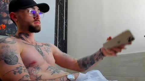 LUKE online show from 02-15-25, 04:45