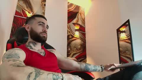 LUKE online show from 10-14-25, 01:34