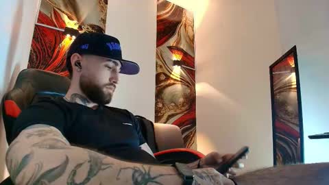 LUKE online show from 03-18-26, 01:14