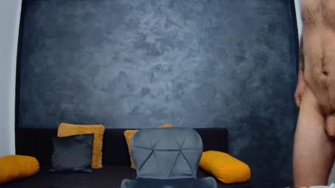 Snapshot of luke_eddison chatting on 02-01-25, 08:08 Luke online show from 02-01-25, 08:08