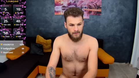 Snapshot of luke_eddison chatting on 02-08-25, 08:52 Luke online show from 02-08-25, 08:52