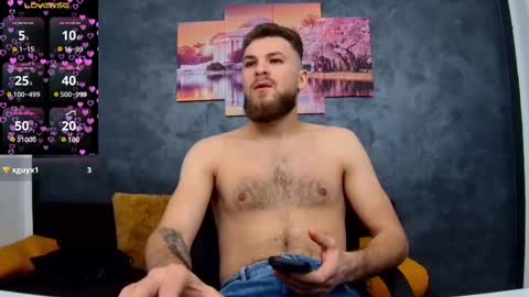 Snapshot of luke_eddison chatting on 02-09-25, 05:08 Luke online show from 02-09-25, 05:08