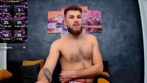 Snapshot of luke_eddison chatting on 02-13-25, 09:41 Luke online show from 02-13-25, 09:41