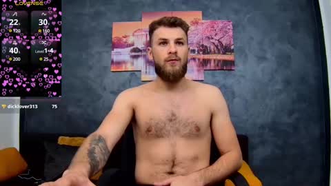 Snapshot of luke_eddison chatting on 02-15-25, 11:06 Luke online show from 02-15-25, 11:06