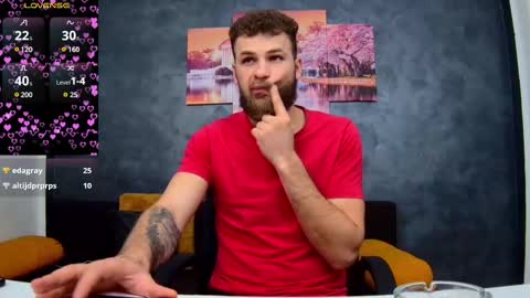 Snapshot of luke_eddison chatting on 02-26-25, 10:26 Luke online show from 02-26-25, 10:26