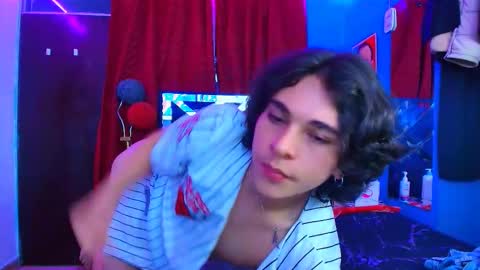 Luke online show from 03-01-25, 03:32