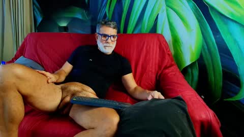 Luke Crews online show from 09-30-25, 07:41