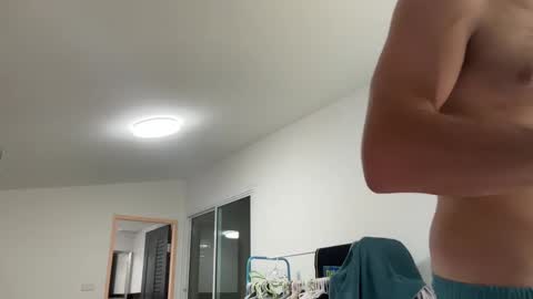 MR. Luke Gunn online show from 01-09-25, 02:22