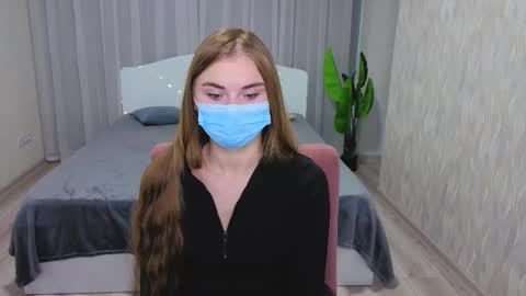 lukeriamoon online show from 10-07-25, 04:20