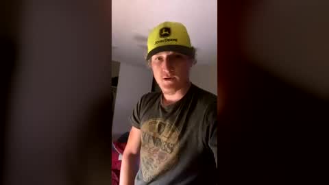 Snapshot of lukeshaft chatting on 06-16-26, 05:32 lukeshaft online show from 06-16-26, 05:32