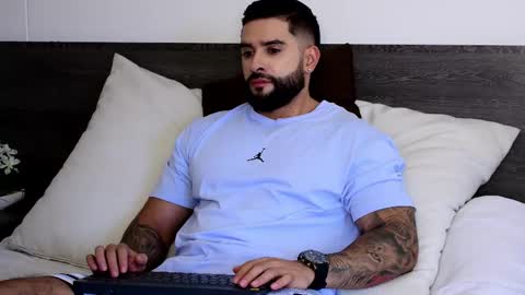 Lukhas f4f online show from 10-01-25, 07:20