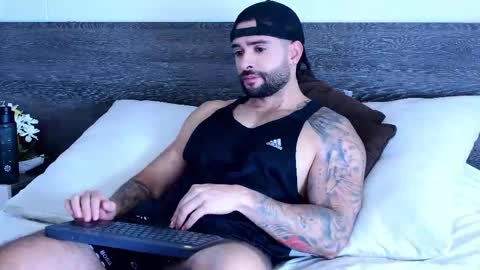 Lukhas f4f online show from 11-24-25, 04:18