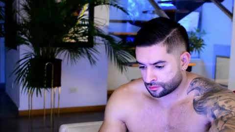 Snapshot of lukhass chatting on 07-22-26, 11:18 Lukhas f4f online show from 07-22-26, 11:18