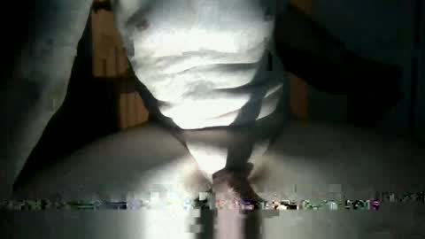 Snapshot of lukusdukus chatting on 05-11-26, 04:04 lukusdukus online show from 05-11-26, 04:04